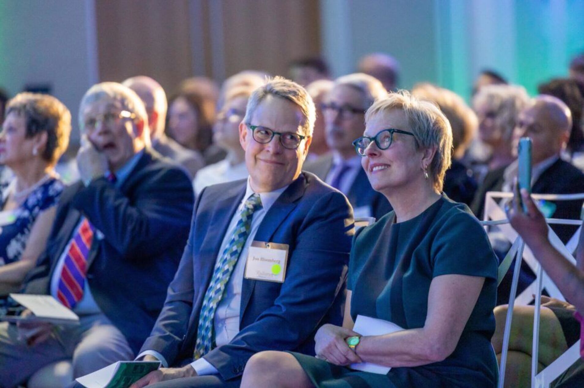 5206946505727555f595b6k 980x653